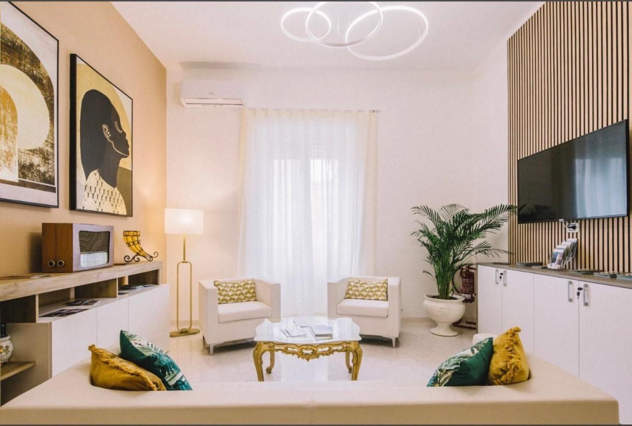 Tiziana'S House Bed & Breakfast Salerno Luaran gambar